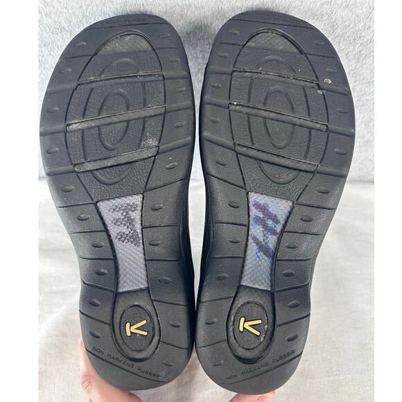 Keen Woman’s sz 9.5 Concord Red/Brown Leather Clogs Slip On Comfort - Picture 10 of 11